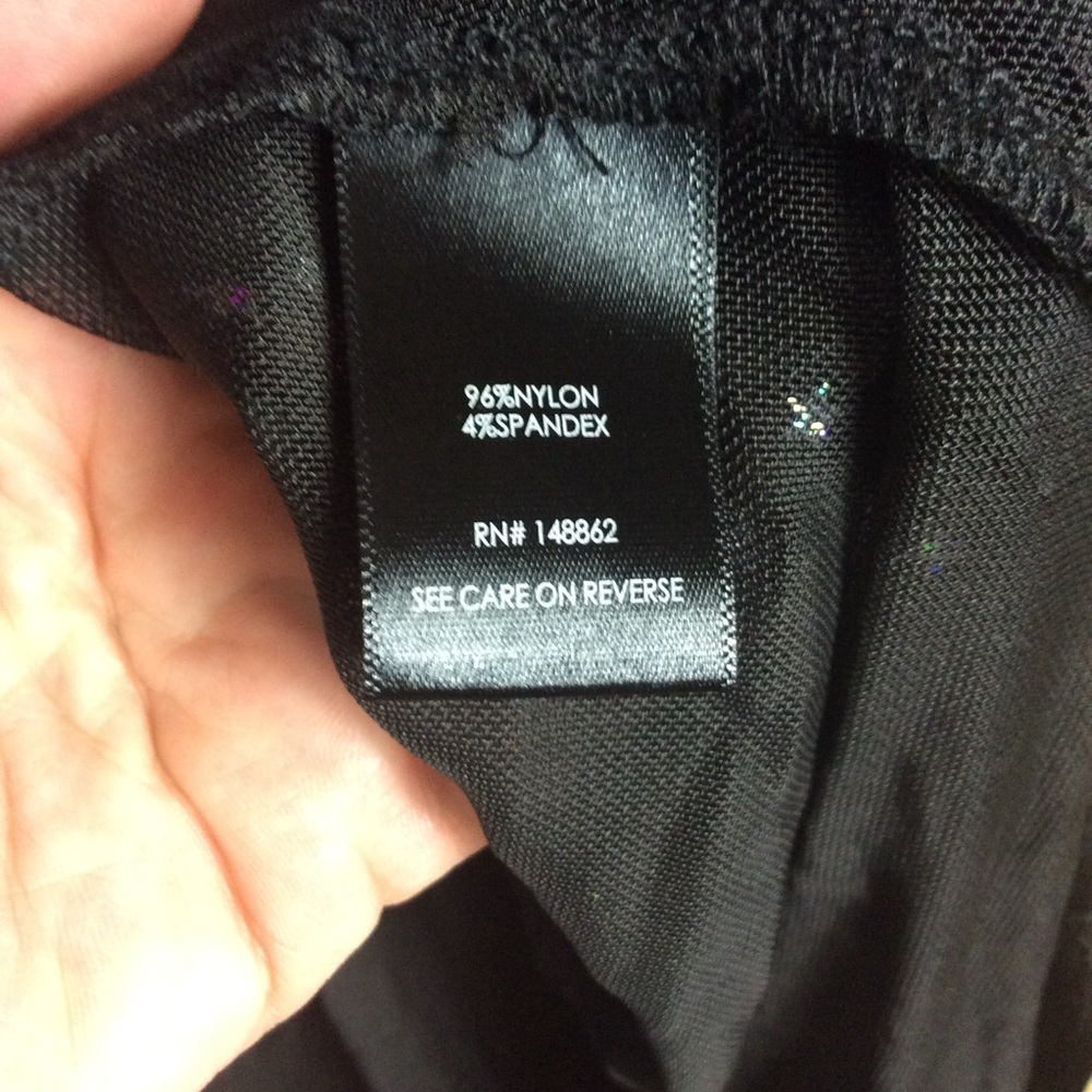 Torrid 5/6 Black Mesh & Iridescent Star Bell Sleeve Longline Kimono - Picture 9 of 10